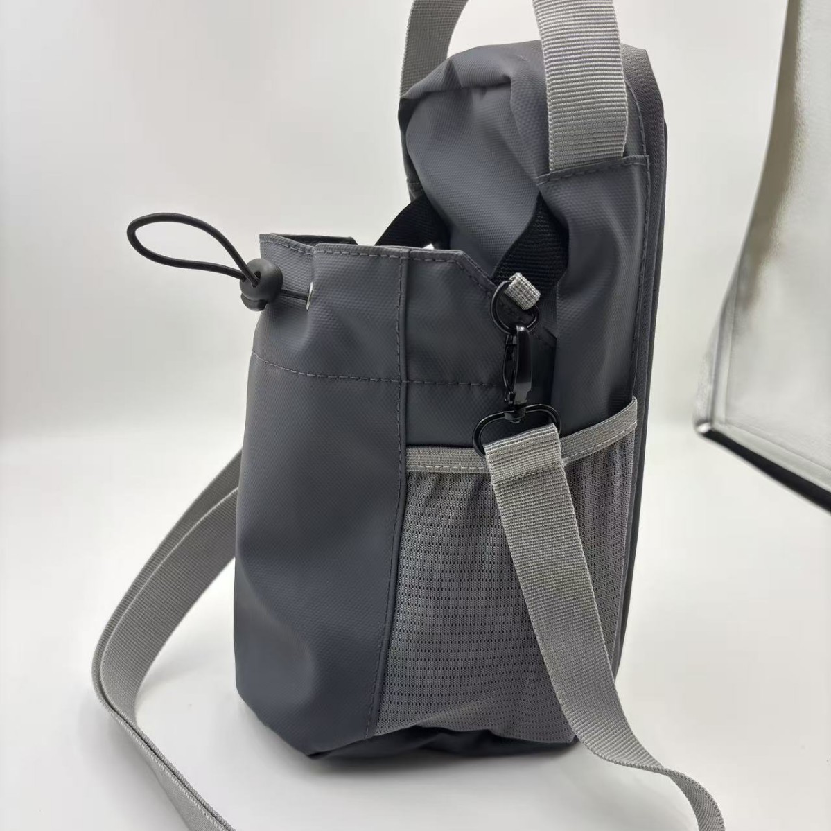 2025 마그네틱 물병 파우치 가방 체육관 전용 야외  - Hydration Pack Outdoor 리뷰 및 가격